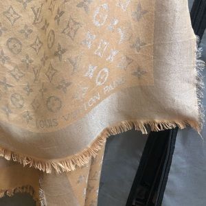 Louis Vuitton cream scarf!